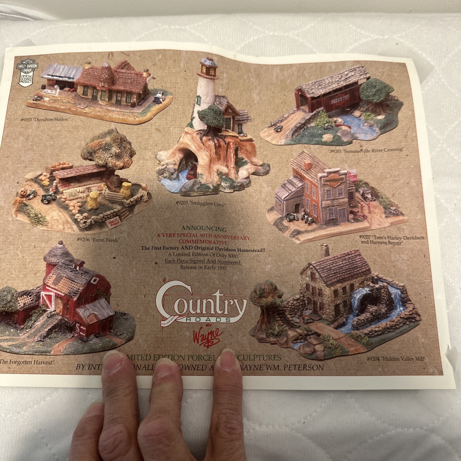 Country Roads Special 90th Anniversary Commemorative Set Of 8 Sculptures