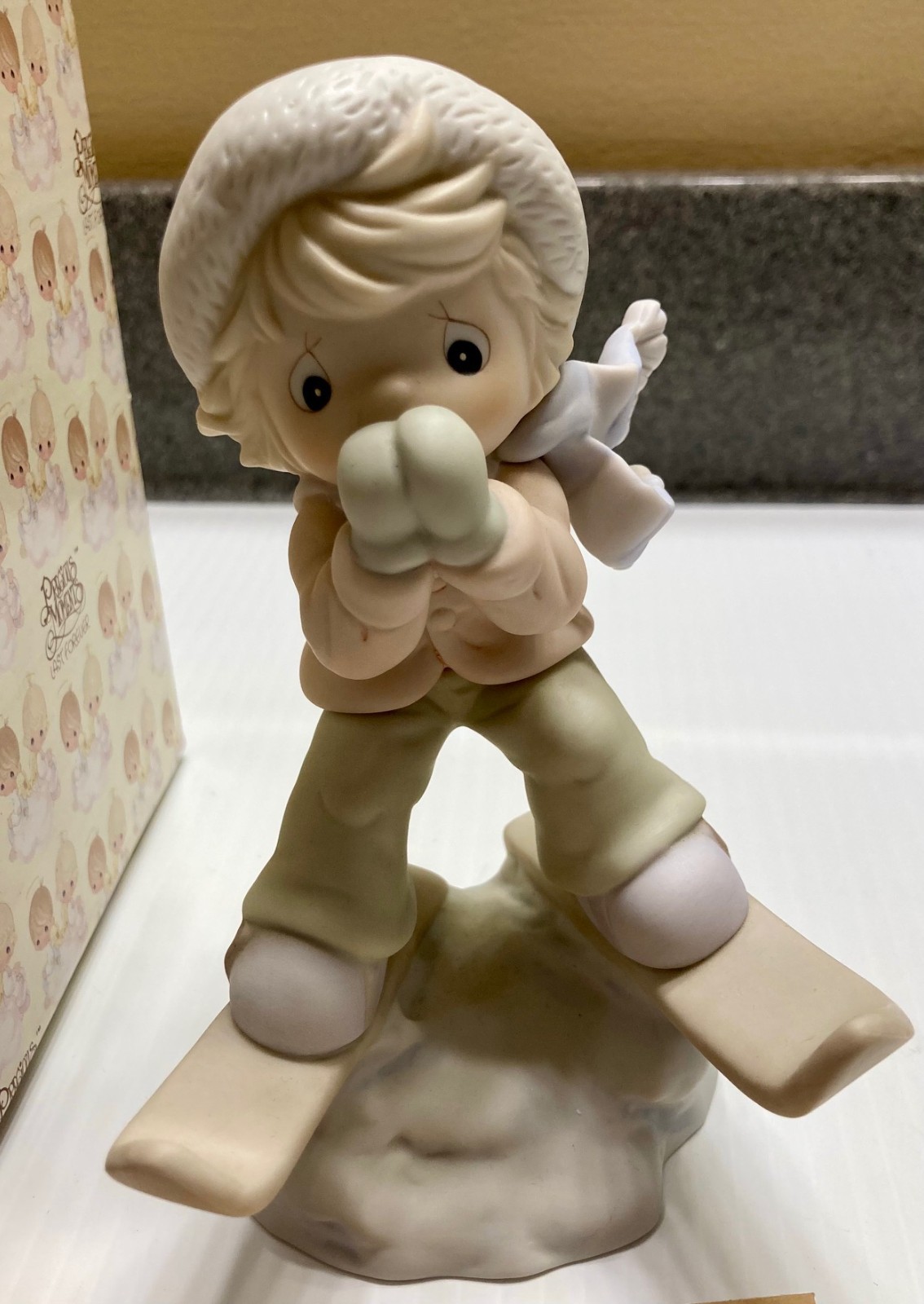 PRECIOUS MOMENTS “IT’S SO UPLIFTING TO HAVE A FRIEND LIKE YOU” SKIER FIGURINE
