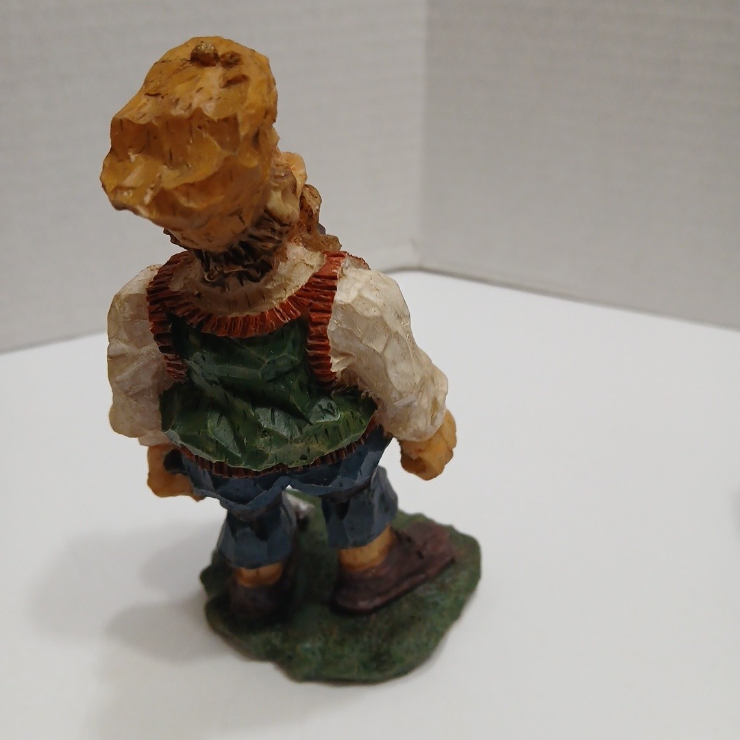 Vrg. Scottish Golfer Figurines Lot 0f 10 Souvenir Sports Decor 5 “