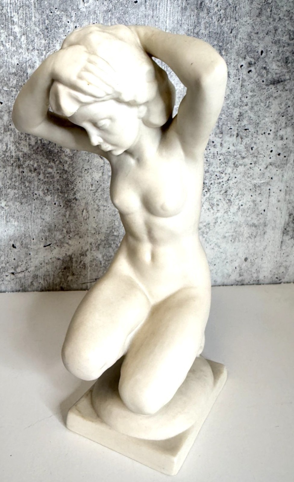 Hutschenreuther Selb Karl Tutter After the Bath Nude Woman Sculpture