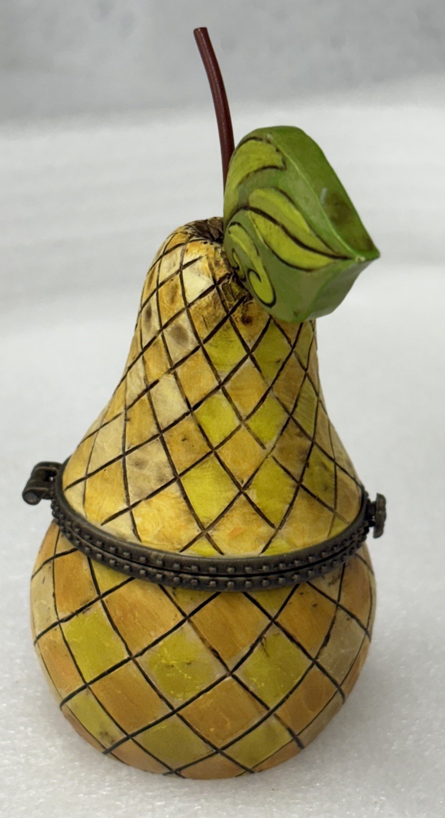 Jim Shore Designs 2006 Heartwood Creek Quilted 4″ Hinged Golden Pear Trinket Box