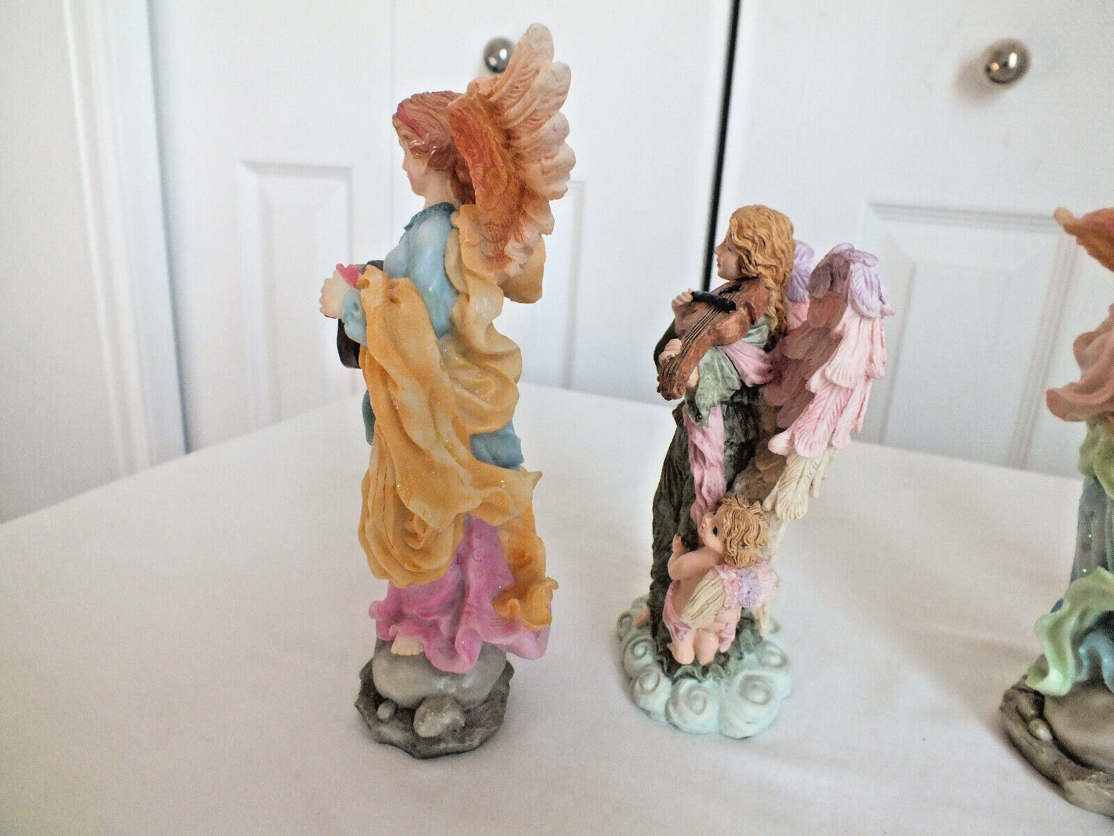 lot of 5 resin Beautiful detail ANGELS vintage 6″ and 7″ tall