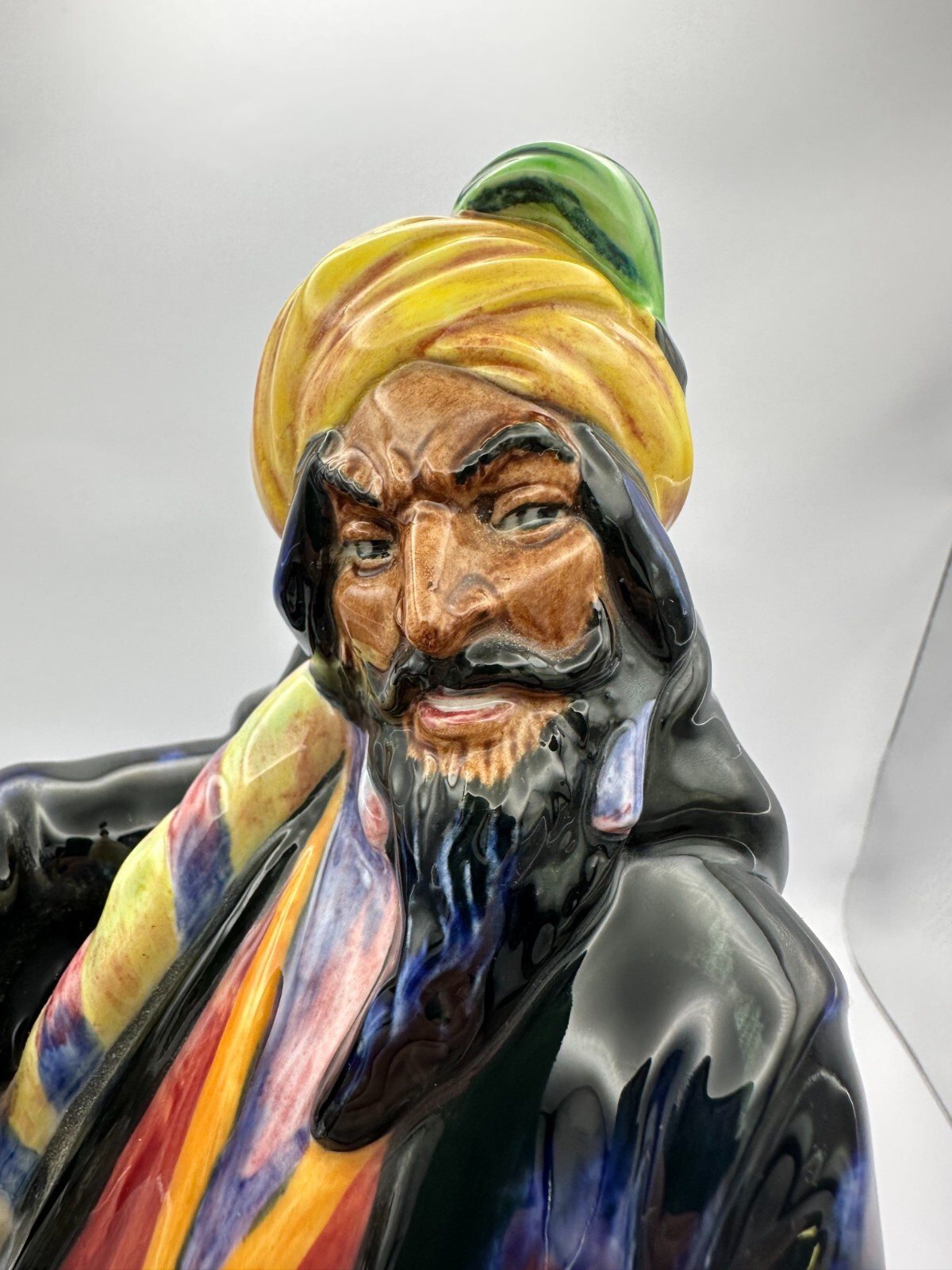 Royal Doulton Figurine Blue Beard HN 2105, L. Harradine design, Copr. 1952