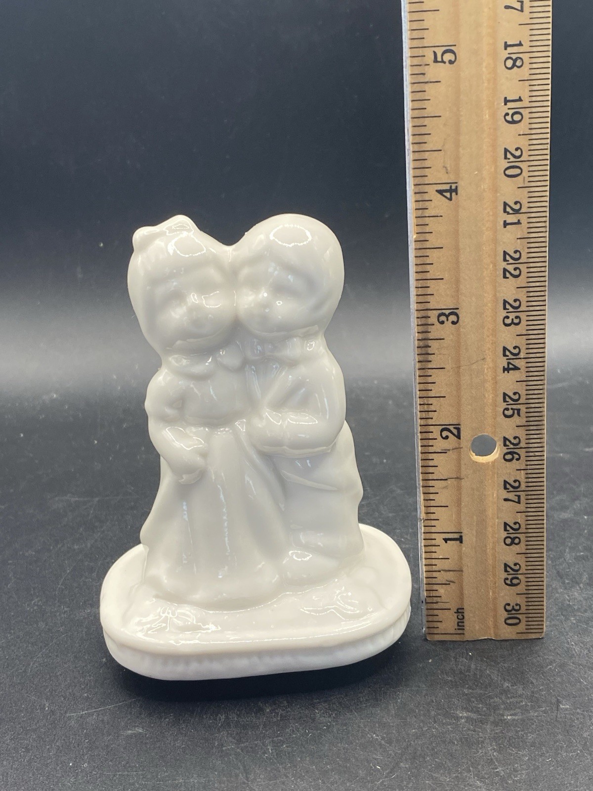 VTG Porcelain Bride Groom Wedding Cake Topper Ceramic Couple Boy Girl Statue