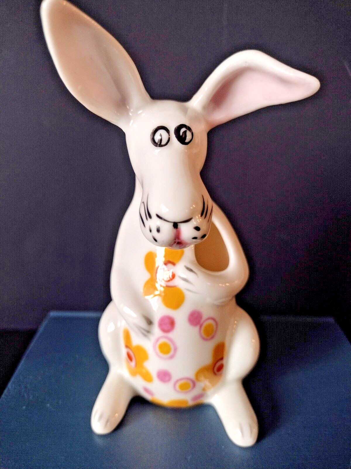 Villeroy and Boch 1748 Kangaroo Figurine Porcelain Mini Vase Rare Fine 4.5″ H
