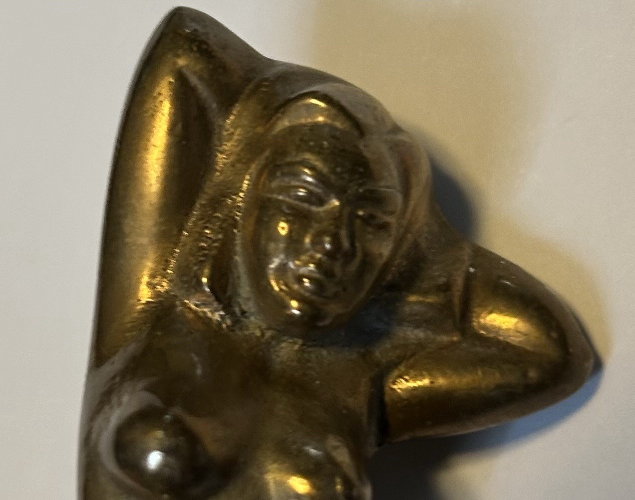 Vintage 1946 Russwood Brass Nude Woman Statue Bottle Opener 4 5/16″ 7.1 oz.