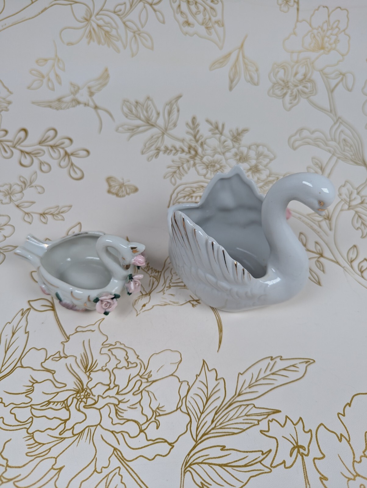 Swan Ashtray & Trinket Dish Japan Gold Accent Flowers Set Of 2 Porcelain Vintage