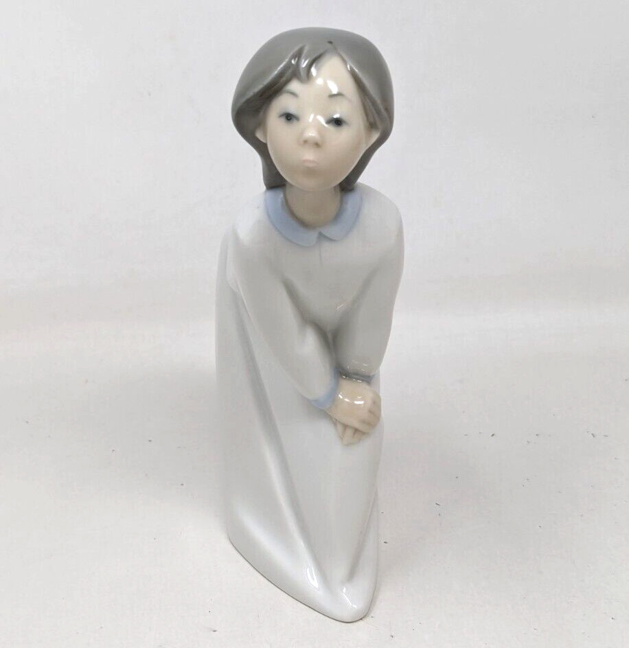 Vintage Lladro 4873 Girl Kissing Fulgencio Garcia Porcelain Figurine Spain