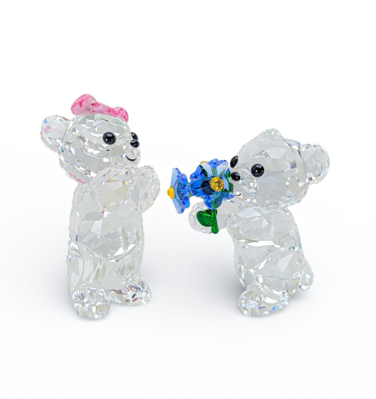 New 100% Authentic SWAROVSKI Crystal I Adore You Kris Bear Figurine gift 5720454