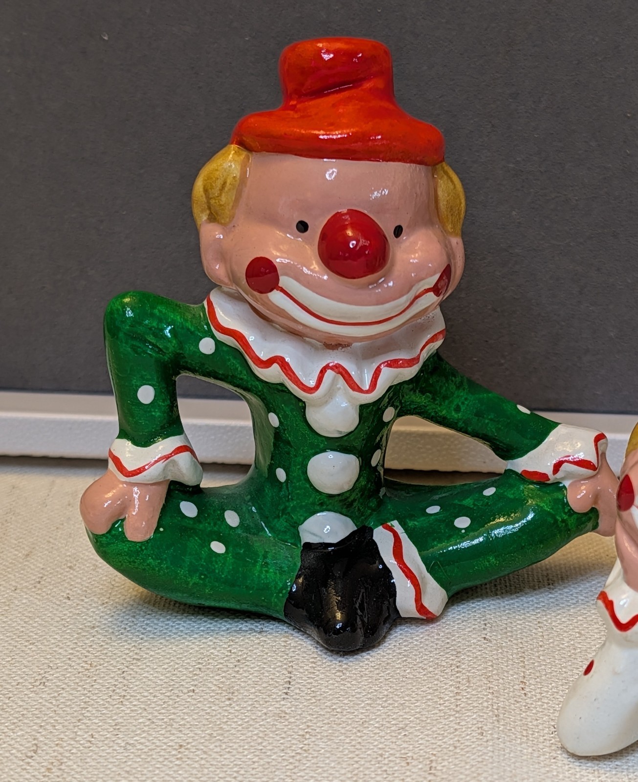 Pair Happy Clown Ceramic Figurines Enesco Circus Vintage 1970-80s