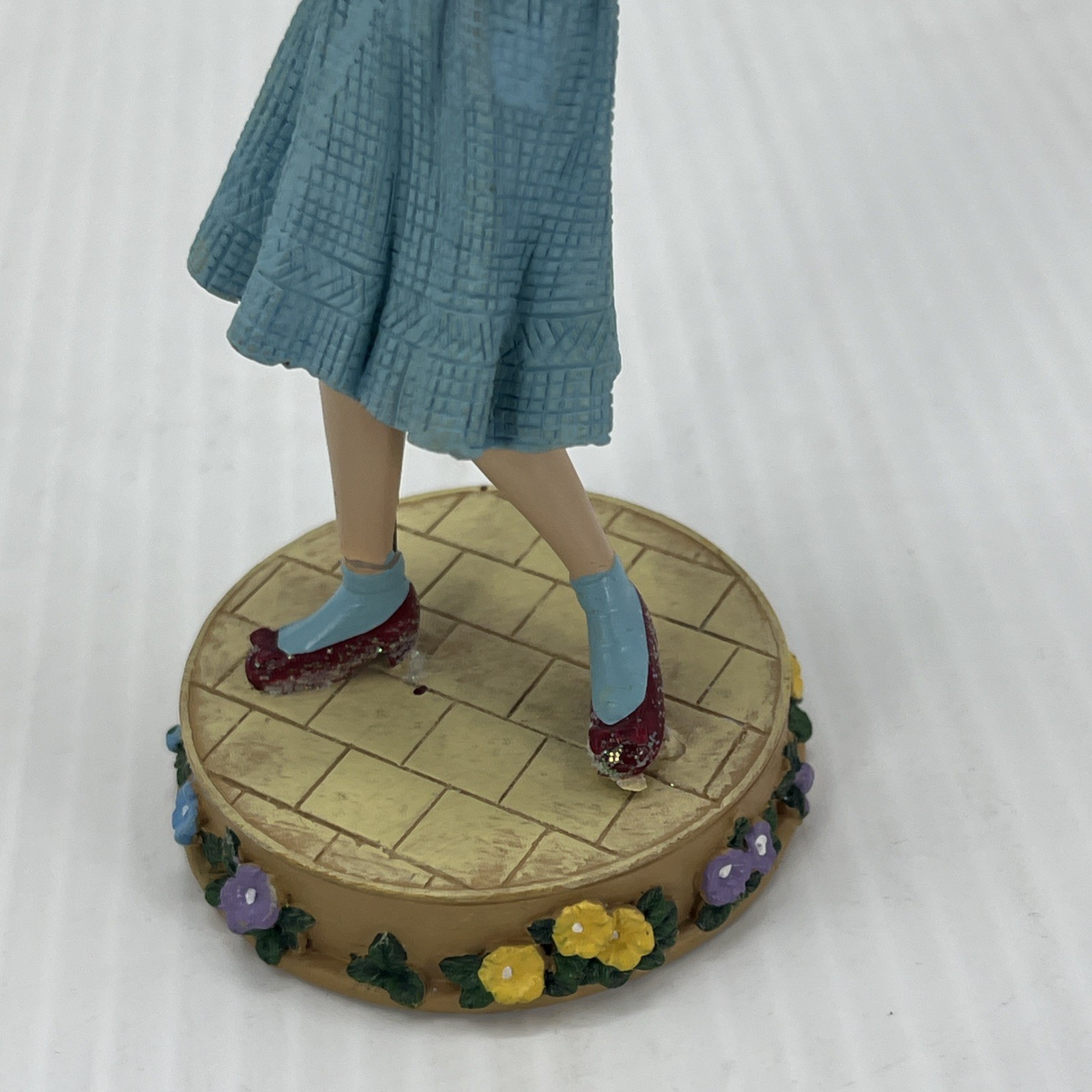 Vintage 1999 Enesco Judy Garland As Dorothy From Wizard Of Oz Figurine {18}.