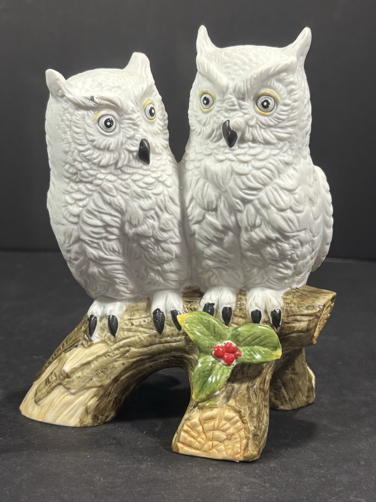 White Owls Figurine Porcelain Bisque GC Unbranded 7.25″Hx 5.5″xW”4 Freestanding