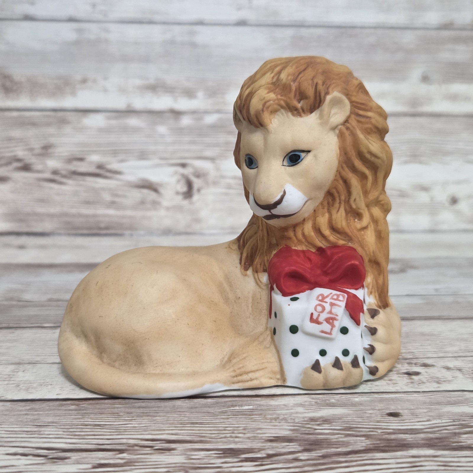 Vintage Lion And Lamb Figurine Holding Present Twilight Core