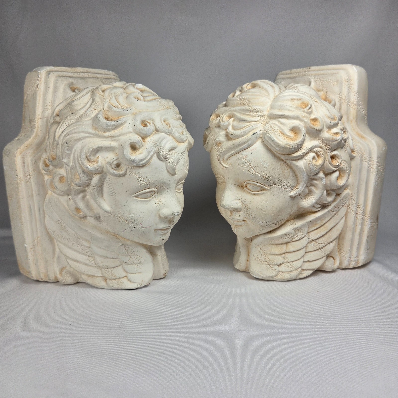 Vintage Toyo Cherub Putti Bust Bookends – Neoclassical Chalkware – Korea