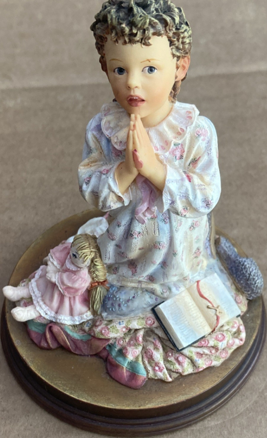 DEMDACO Resin Mama Says… Meredith Figurine Kathy Andrews Fincher 2004