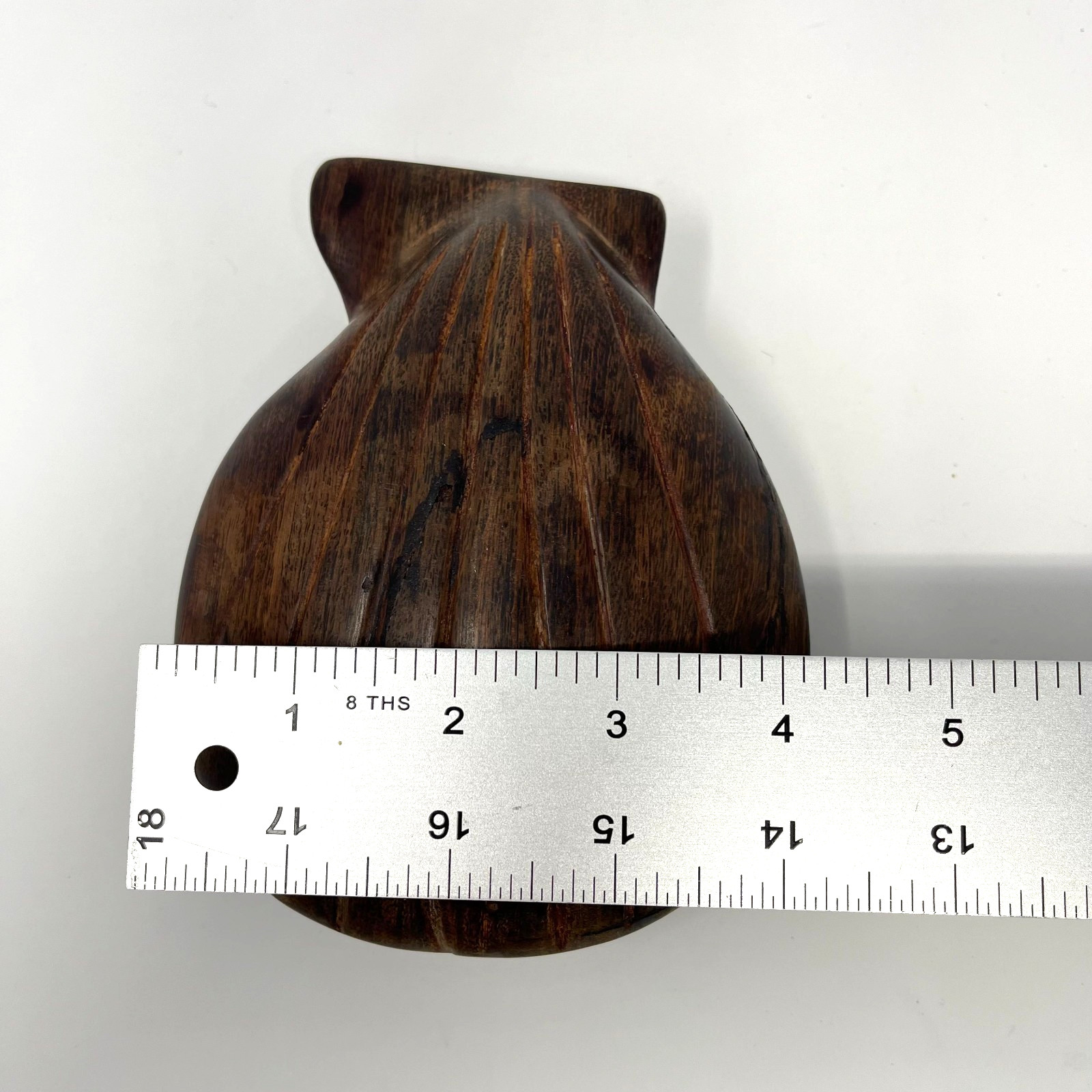 Vintage Solid Wood Hand Carved Sea Shell Clam Art Decor Sculpture Nautical Ocean