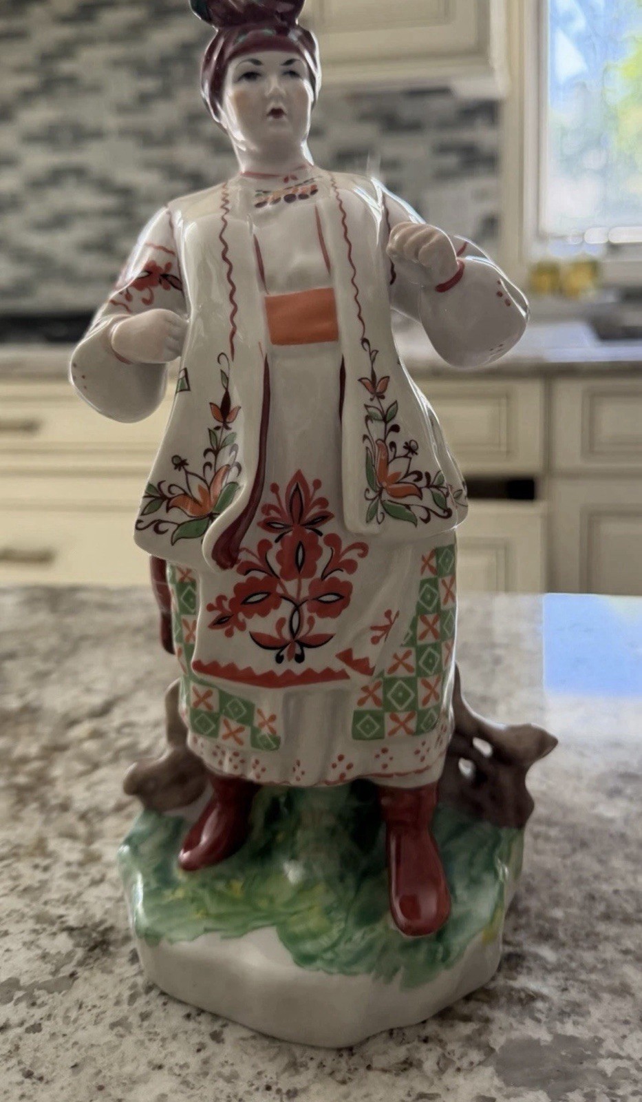 VTG 1960s UKRAINIAN USSR RUSSIAN KIEV PORCELAIN FIGURINE ODARKA SOLOHA Soviet