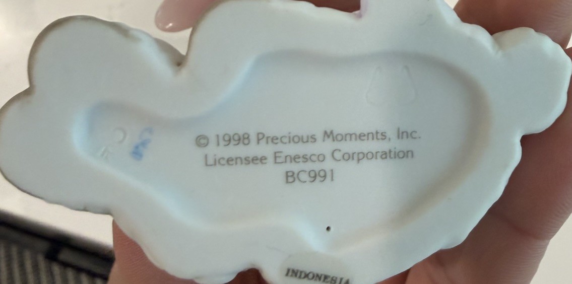 Precious Moments Porcelain Figurine Sheep w/ Blue Bird Farm Animals 1998