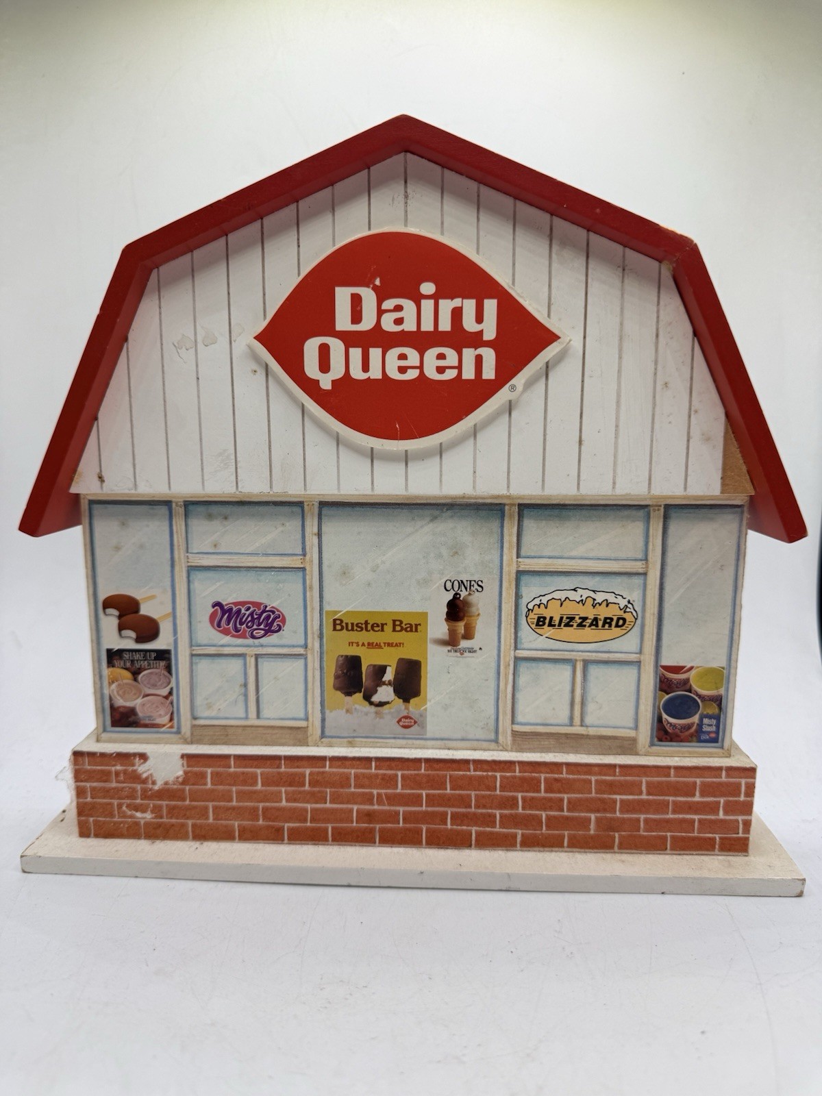 Vintage 90s Enesco Mary Moo Moo’s Dairy Queen Wooden Backdrop Display 890804
