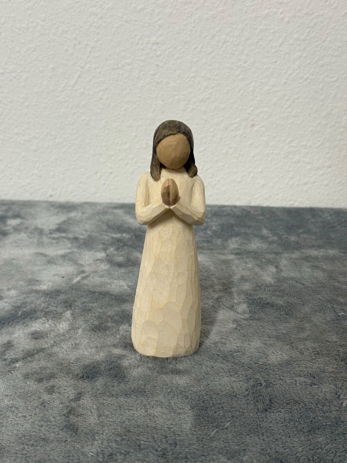 Willow Tree Sisters by Heart Praying Figurine by Susan Lordi