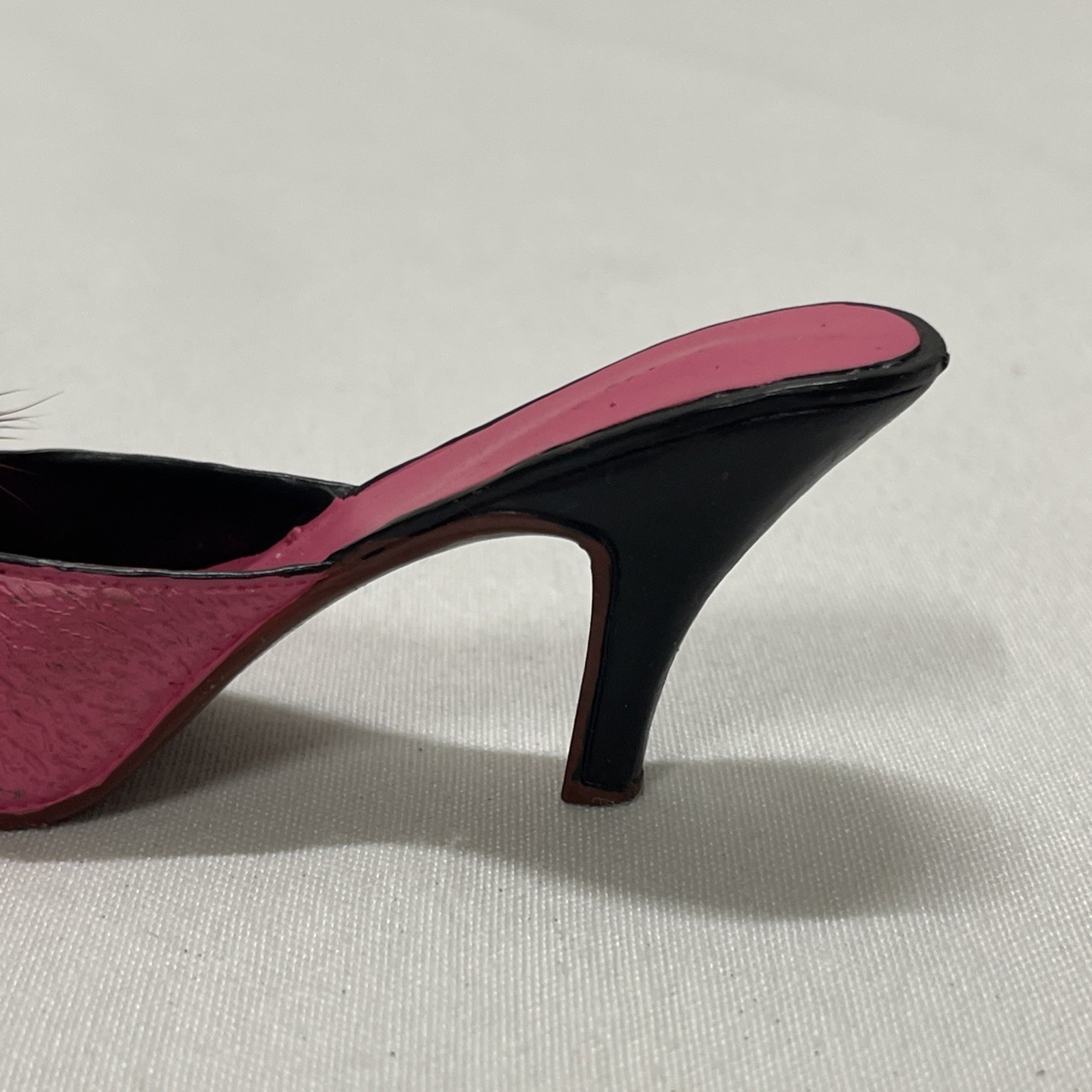 Miniature 4″ Pink Agent Provocateur Tamiya Kitten Mule High-Heeled Shoe Figurine