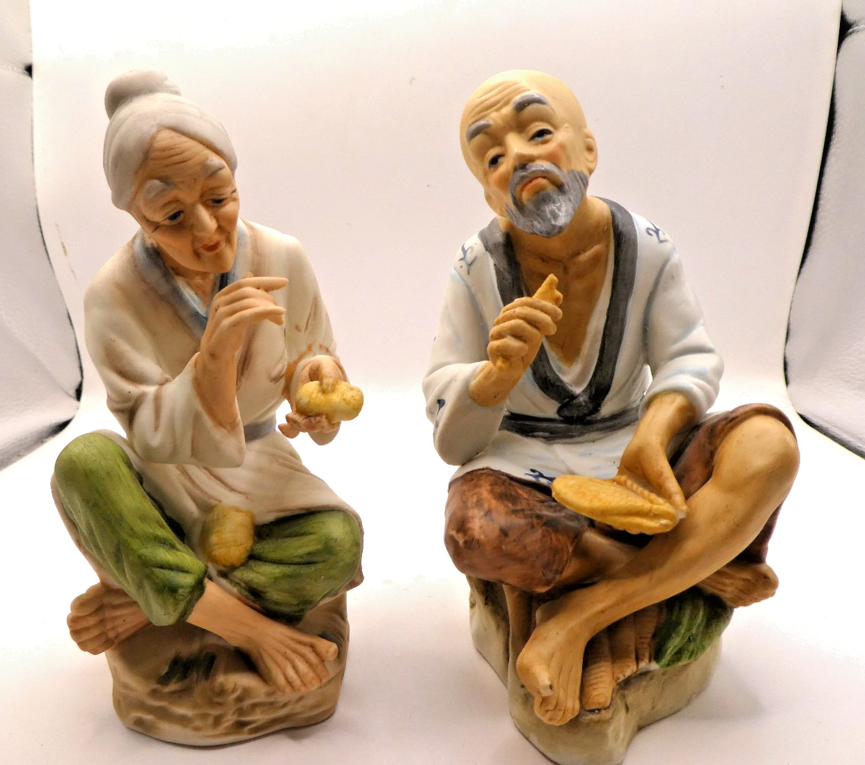 ARCO Japan Porcelain Figurines Elderly Couple Sitting Eating Pair VTG Pretty