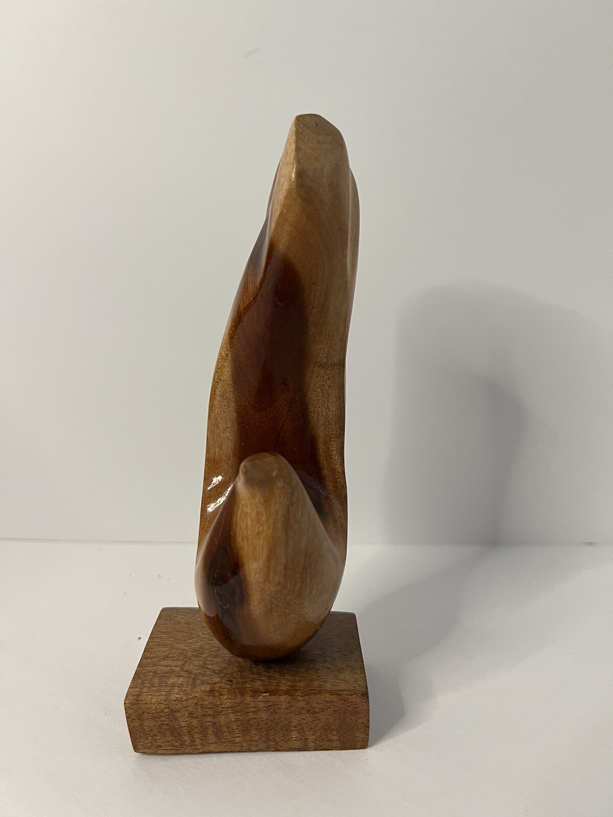 Hand Carved Wood Bird Sculpture Long Tail Unsigned About 6.5 Inches Tall