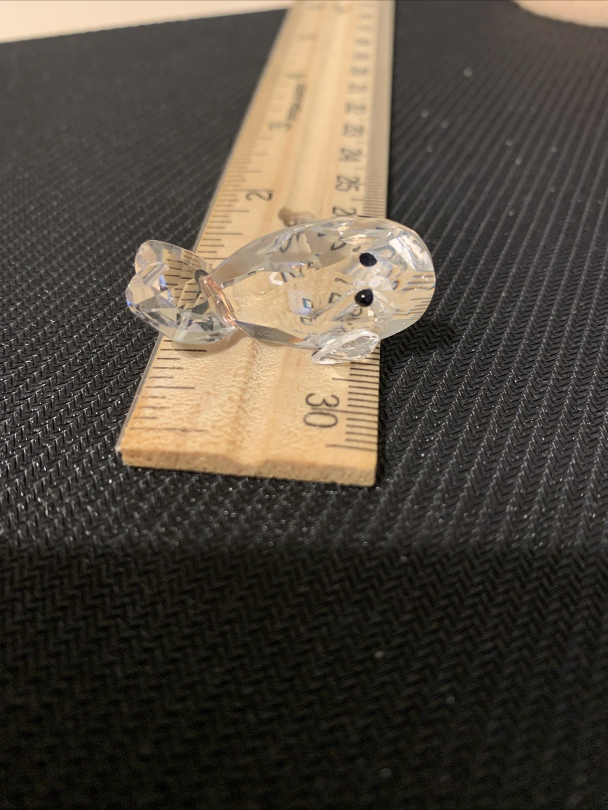 Crystal Reflections Vintage Full Lead Crystal Small Whale Dark Eyes Model AM3