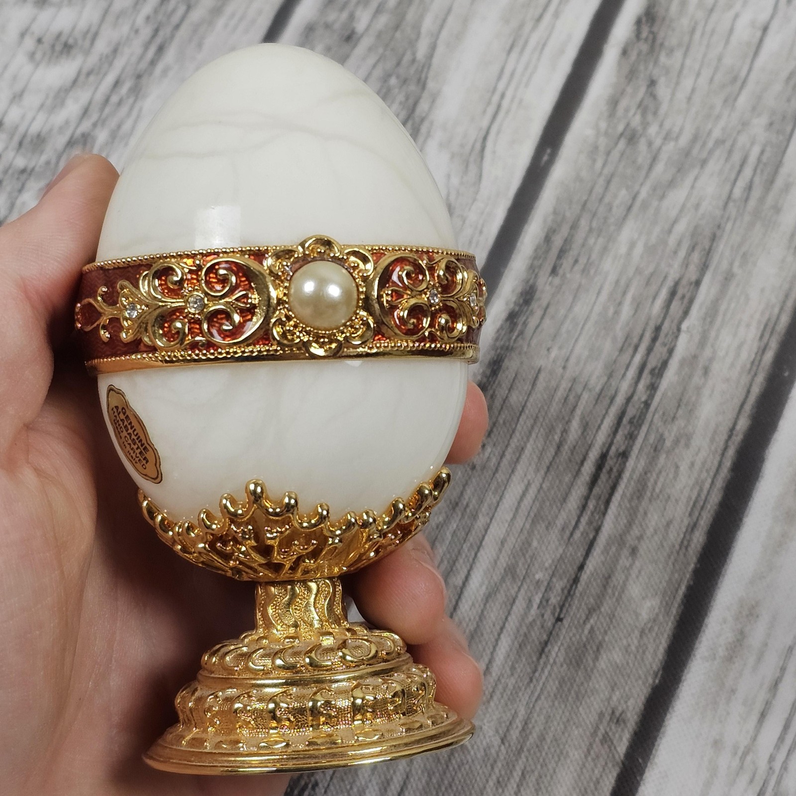 Edgar Berebi The Alabaster Egg Limited Edition Crown Finial Medium White Italy