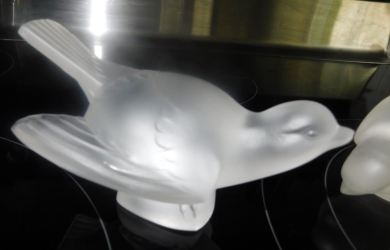 2 Lalique France Signed Frosted Crystal Bird Sparrow Figurine PLEASE READ