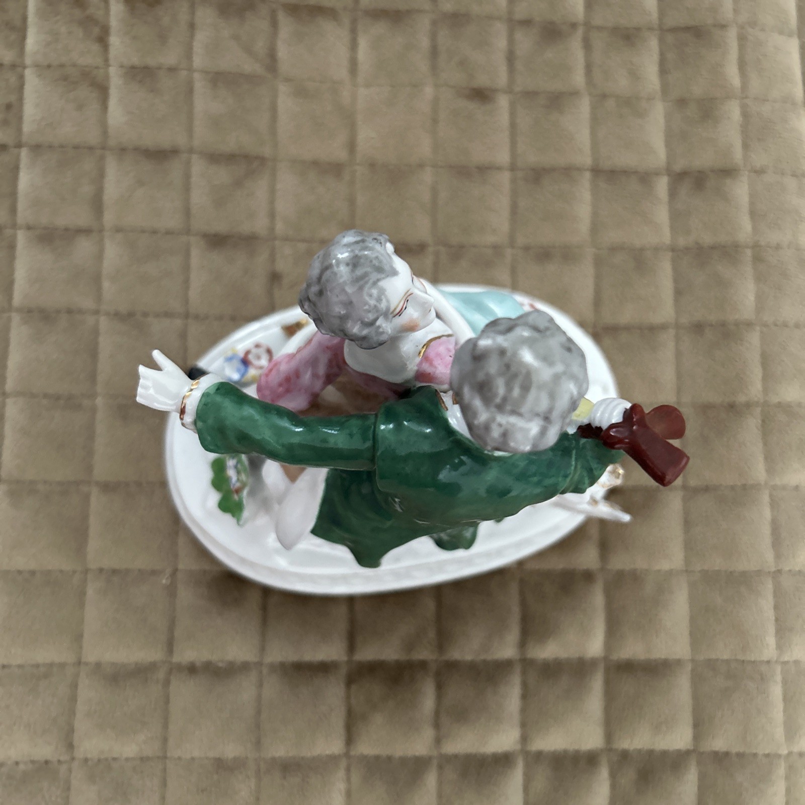 Vintage Baroque Porcelain Figurine Victorian Couple Made Japan *DEFECT*