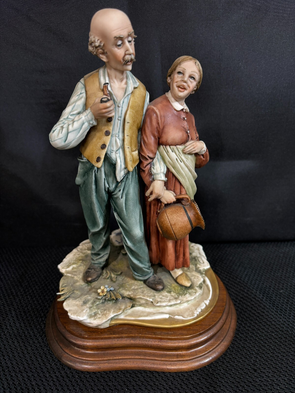 Capodimonte “ETERNAL LOVE” Luciano Cazzola Porcellane Principe Figurine 10 1/2″