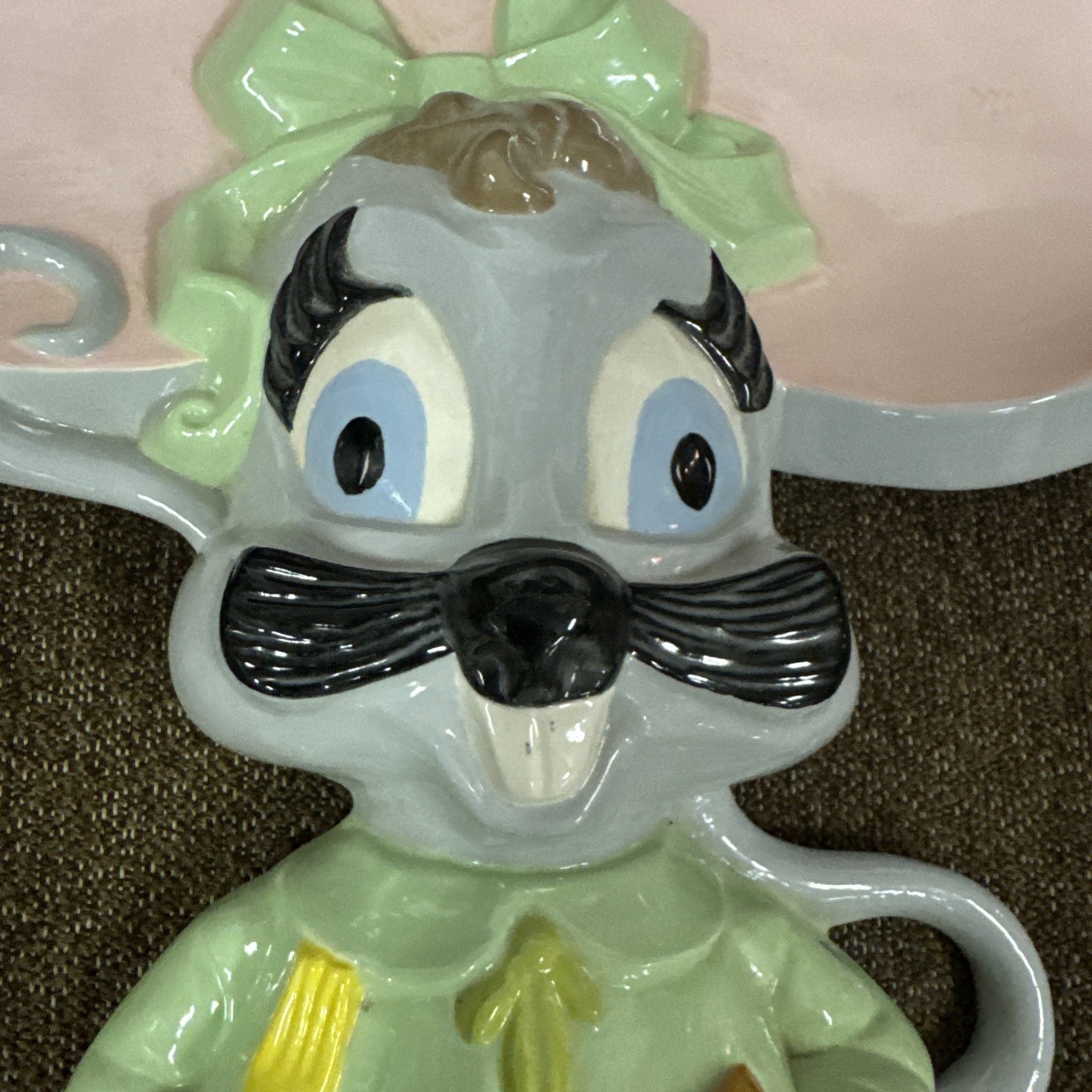 Vtg 70s large 3D Hand Painted Ceramic Mouse Wall Décor 12.5″ x 12 3/4″