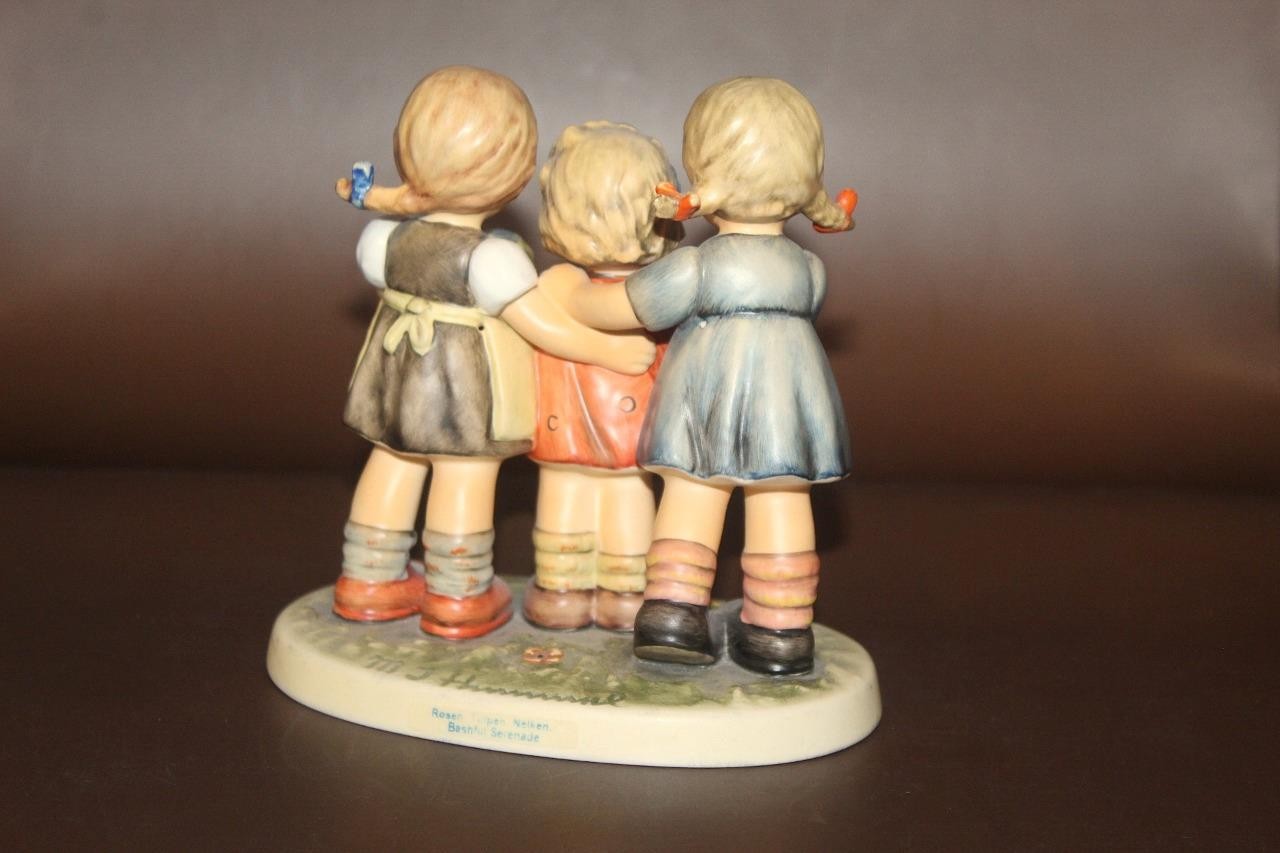 Hummel #2133 Bashful Serenade “Three Sisters” TMK8 5.25″ Porcelain Figure