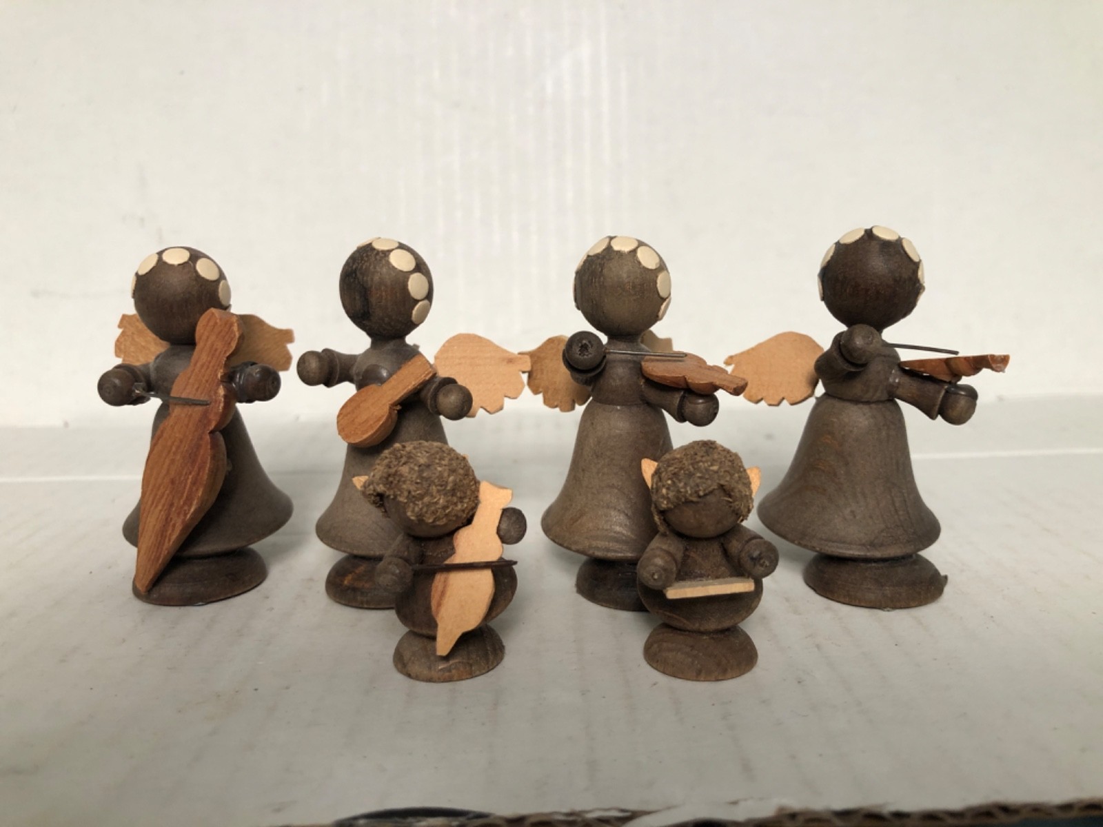 DOBIN BRIENZ SWITZERLAND WOODEN ANGEL MUSICIANS MINIATURE SET OF 6
