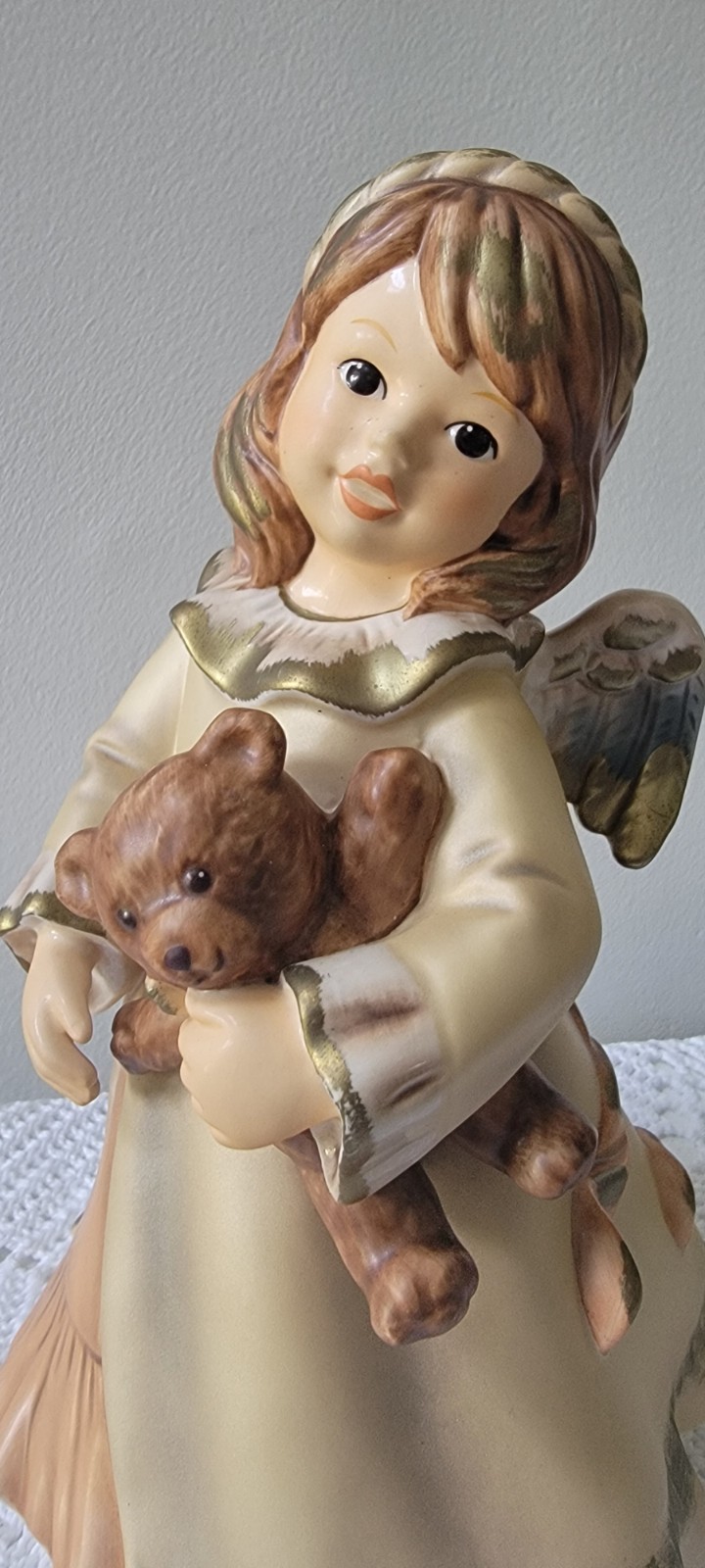 Goebel Weihnacht Christmas Angel Teddy Bear Figurine #41086 TMK7 8.25″ Germany
