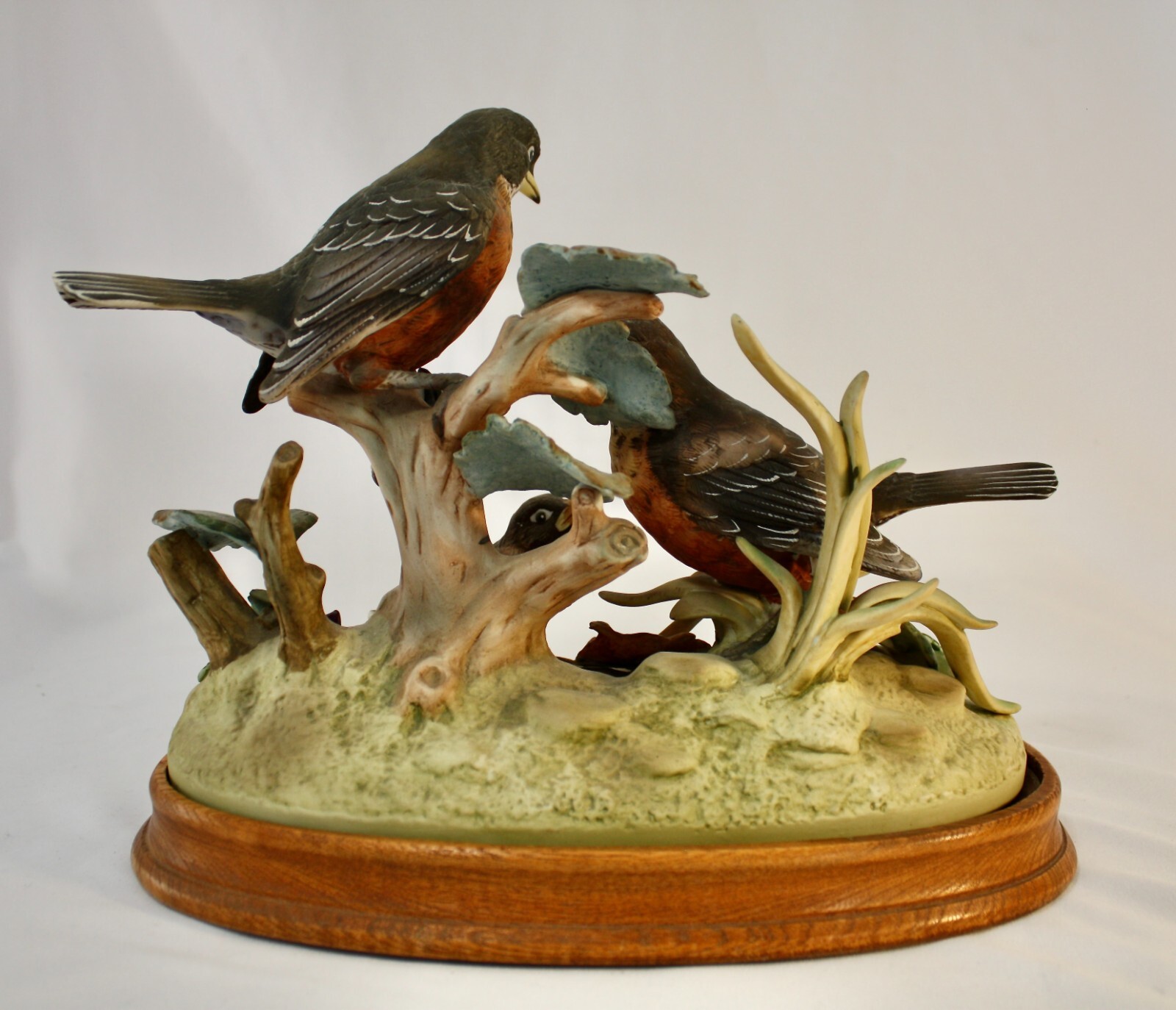 Andrea Sadek A FAMILY OF ROBIN Signed. Porcelain Sculpture on Stand. 1970s