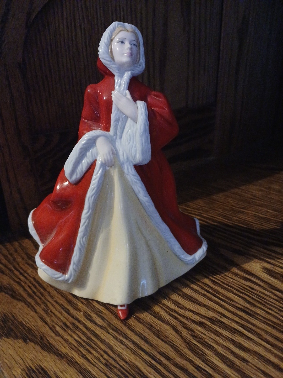 Royal Daulton Pretty Ladies Best of the Classics “Rachel”