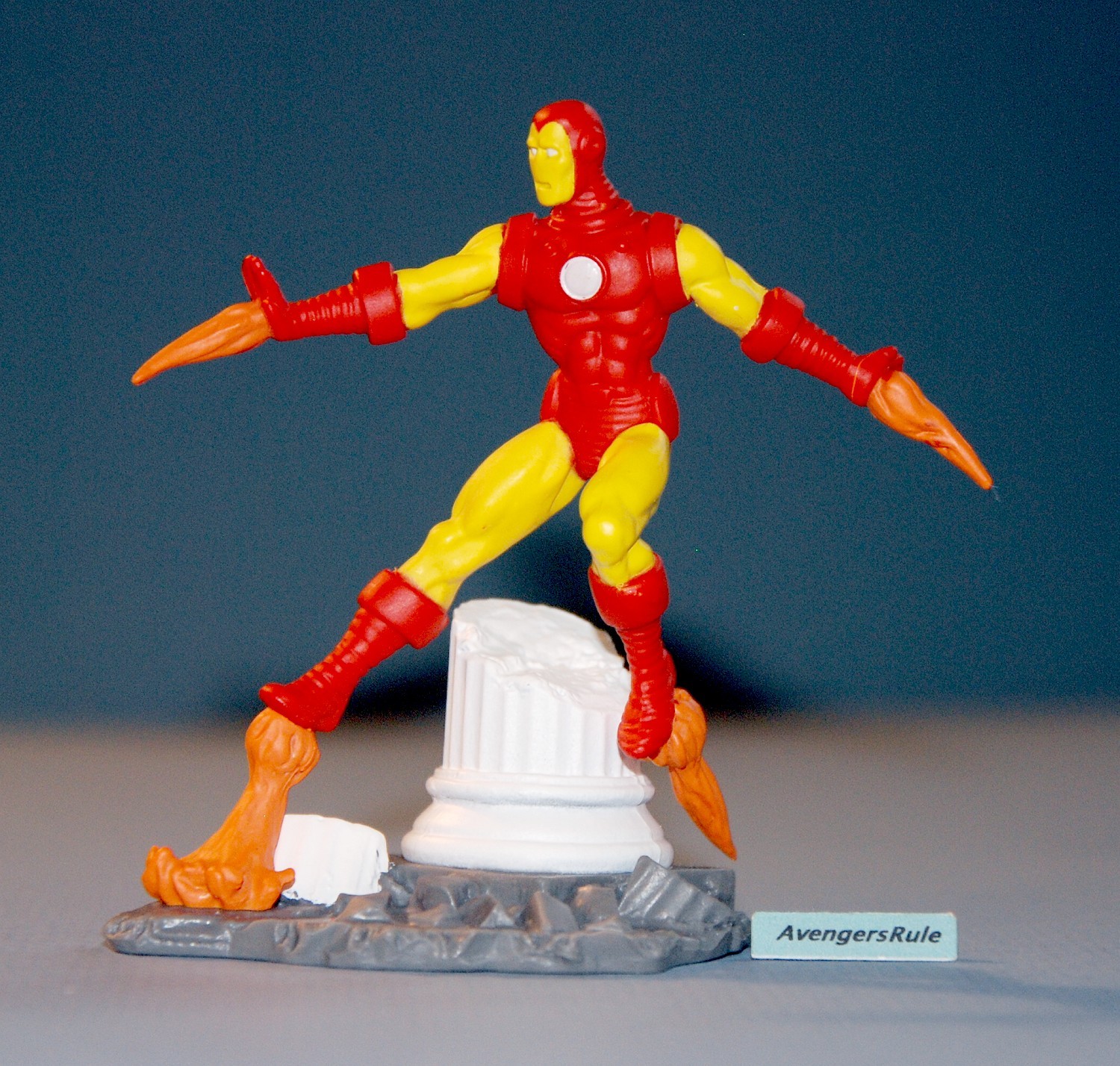 Marvel Collectible Diorama Mini Figure Monogram Iron Man