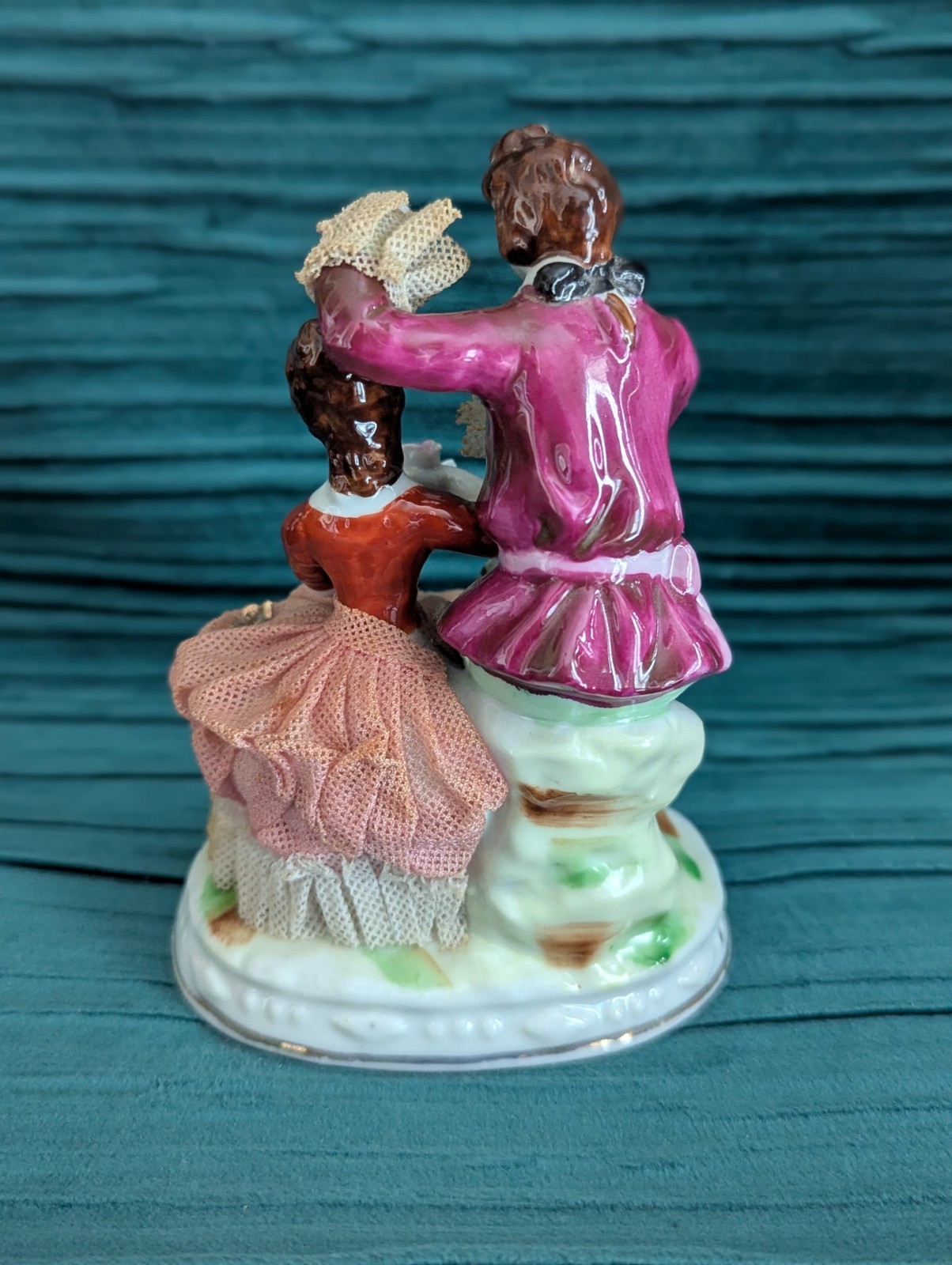 mid‑20th‑century European lace‑porcelain reproduction, Dresden/Capodimonte Style