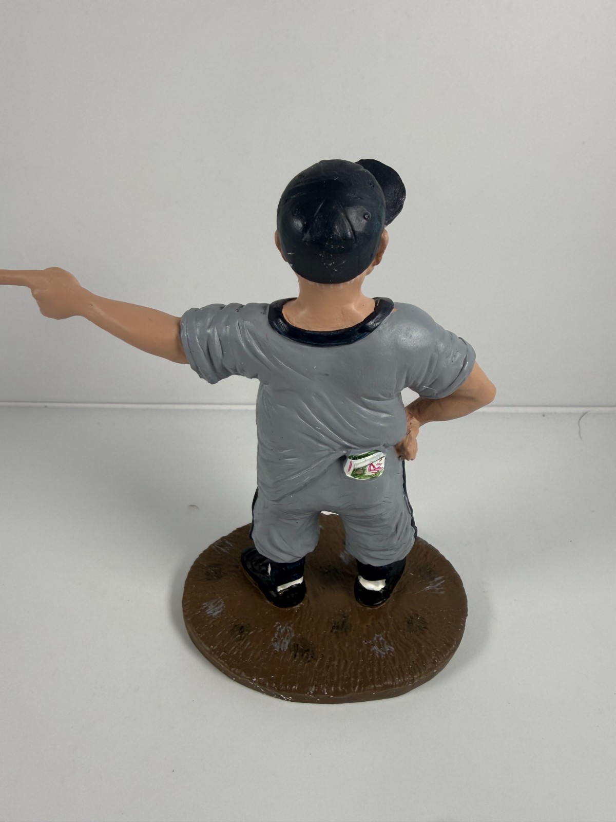 Vintage Baseball Umpire Caricature Figure Comical Shouting Pointing Statue Boxed