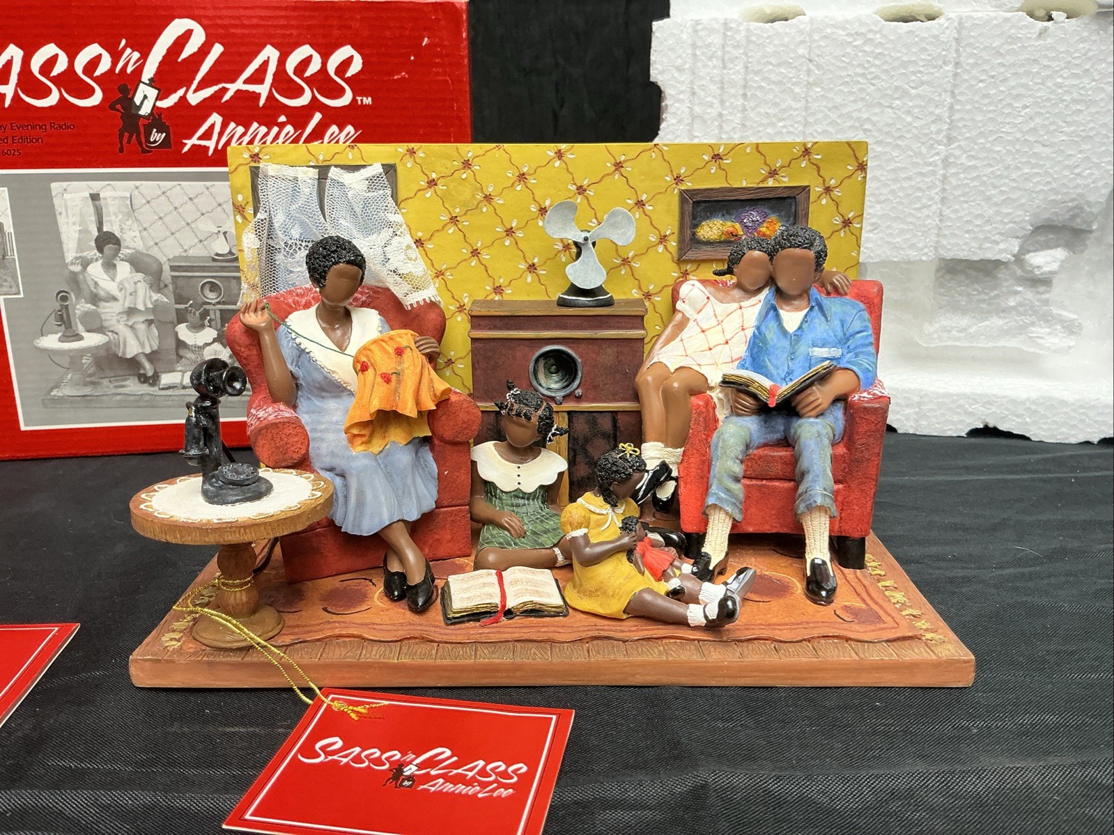 Annie Lee Sass ’n Class Sunday Evening Radio 1999 Limited Edition with Box #6025