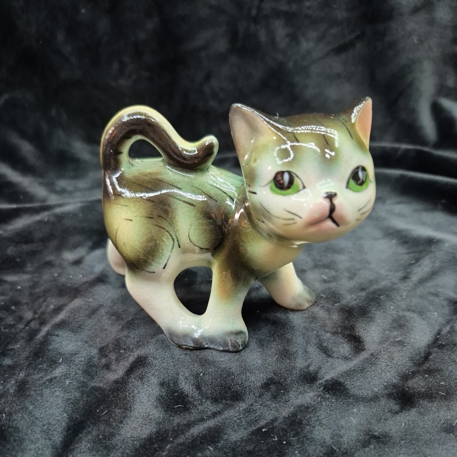Kitsh cute Vintage green brown black and white Cat kitten Figurine 3″ tall