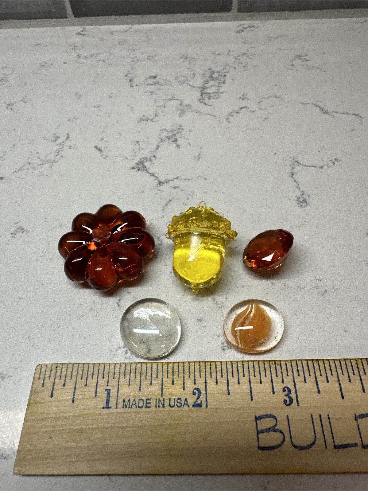 1 Pound Bag Molded Plastic Pumpkins, Acorns & Crystals for Fall & Halloween NUC