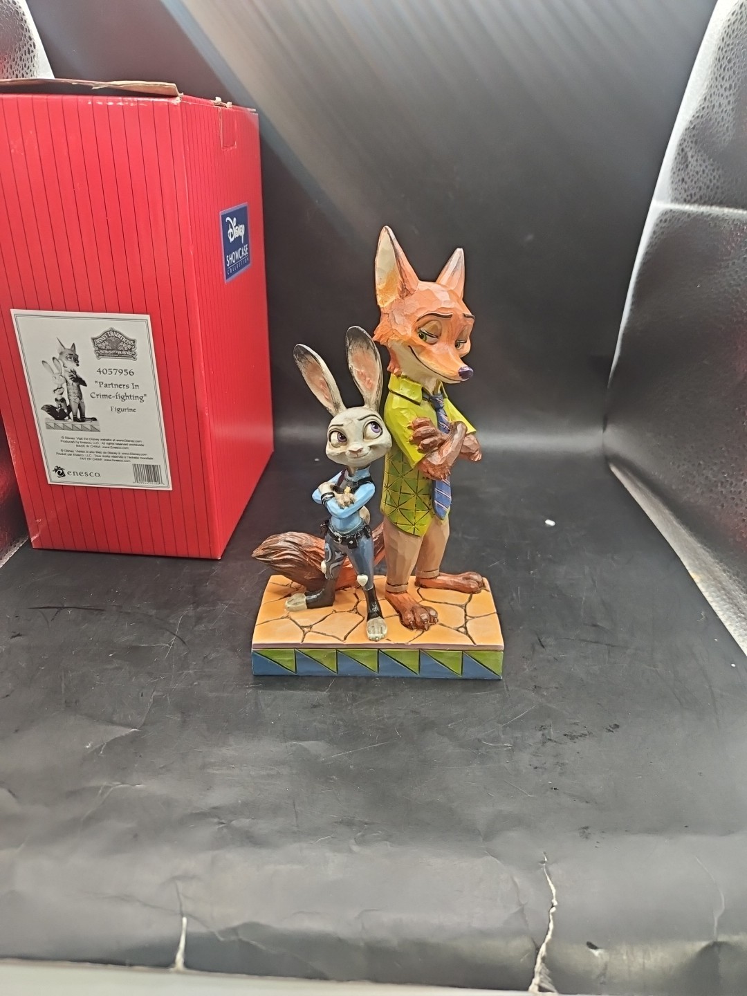 Jim Shore Disney Tradition Collection Zootopia Partners In Crime-fighting.