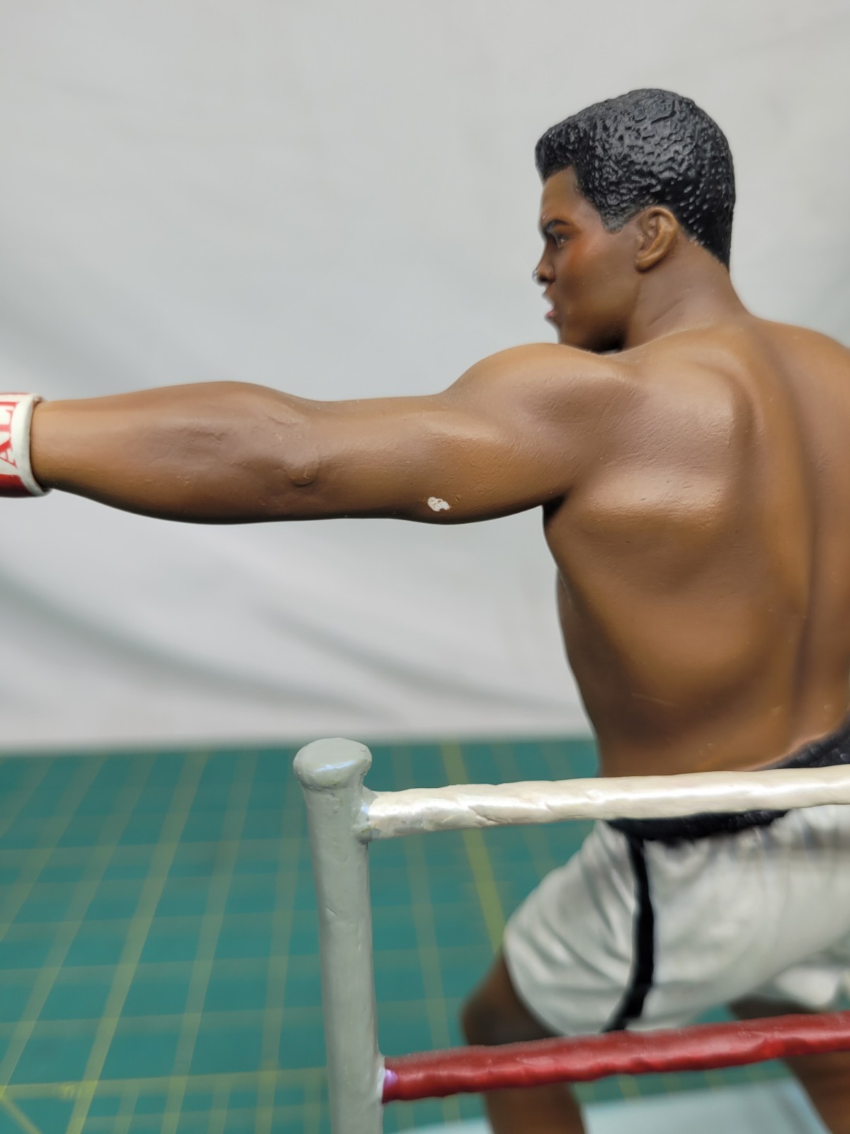 Muhammad Ali Danbury Mint Figurine The Ring 8″ Boxing Figure SEE INFO