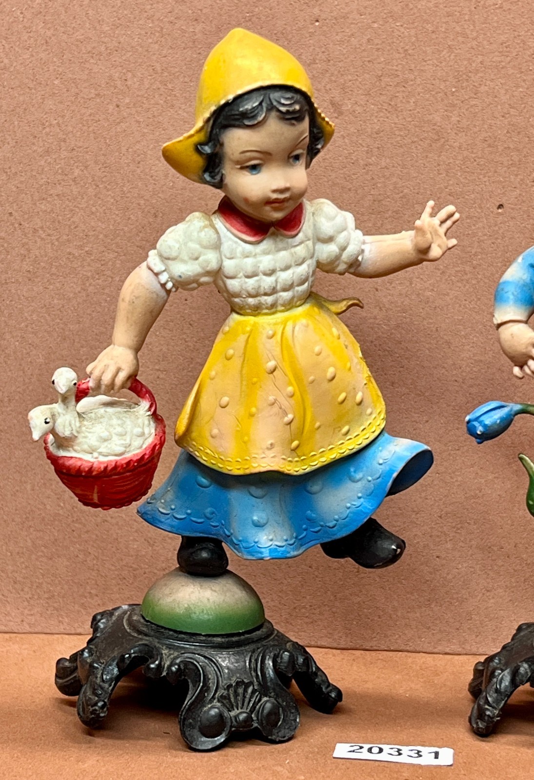 Italian Jack & Jill Resin 5″ Toy Figurines Girl and Boy Folk Dressed VINTAGE