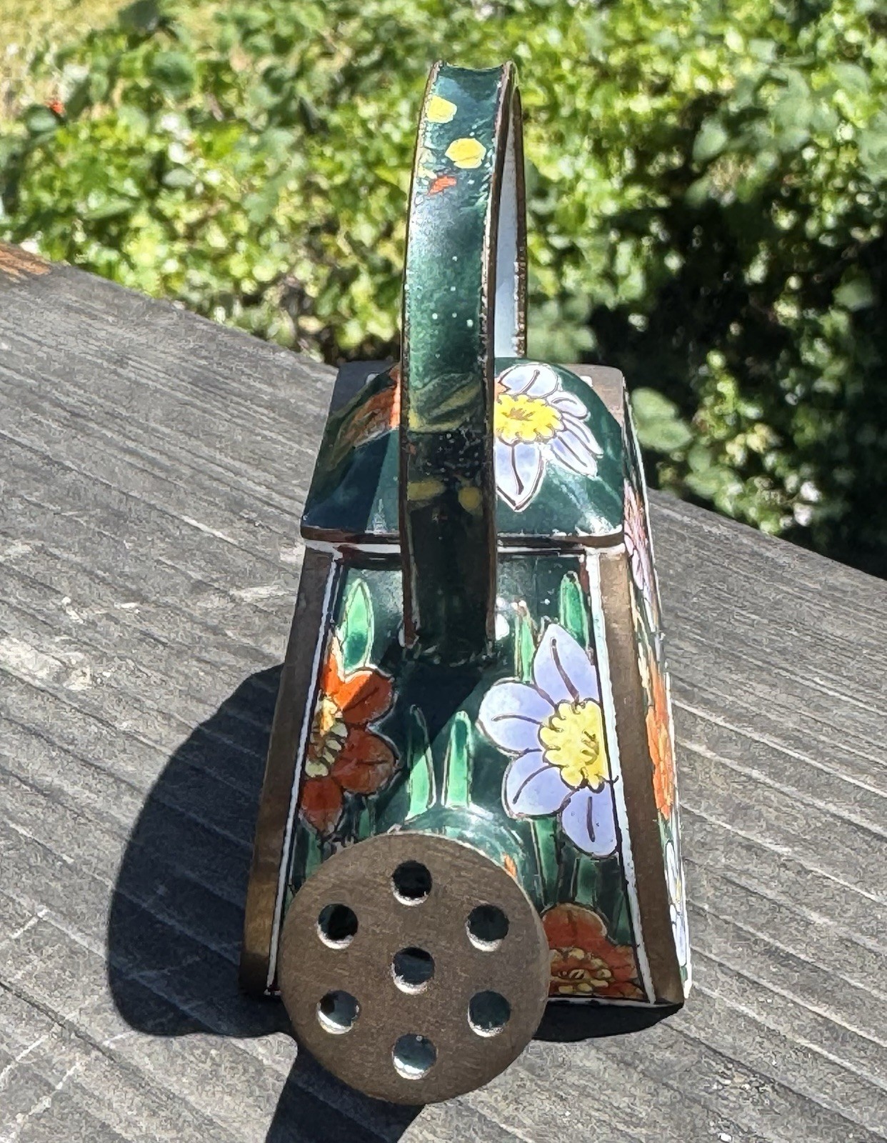 Vintage 1999 KELVIN CHEN #24 Enamel W/Flowers Watering Can RETIRED MINT