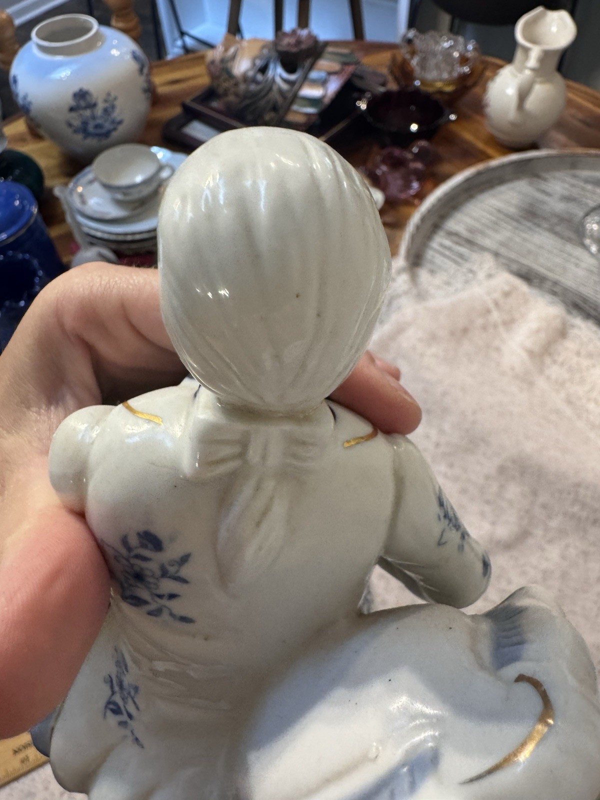 Vintage Cobalt Blue White Porcelain Figurines Seated Colonial Couple Pair