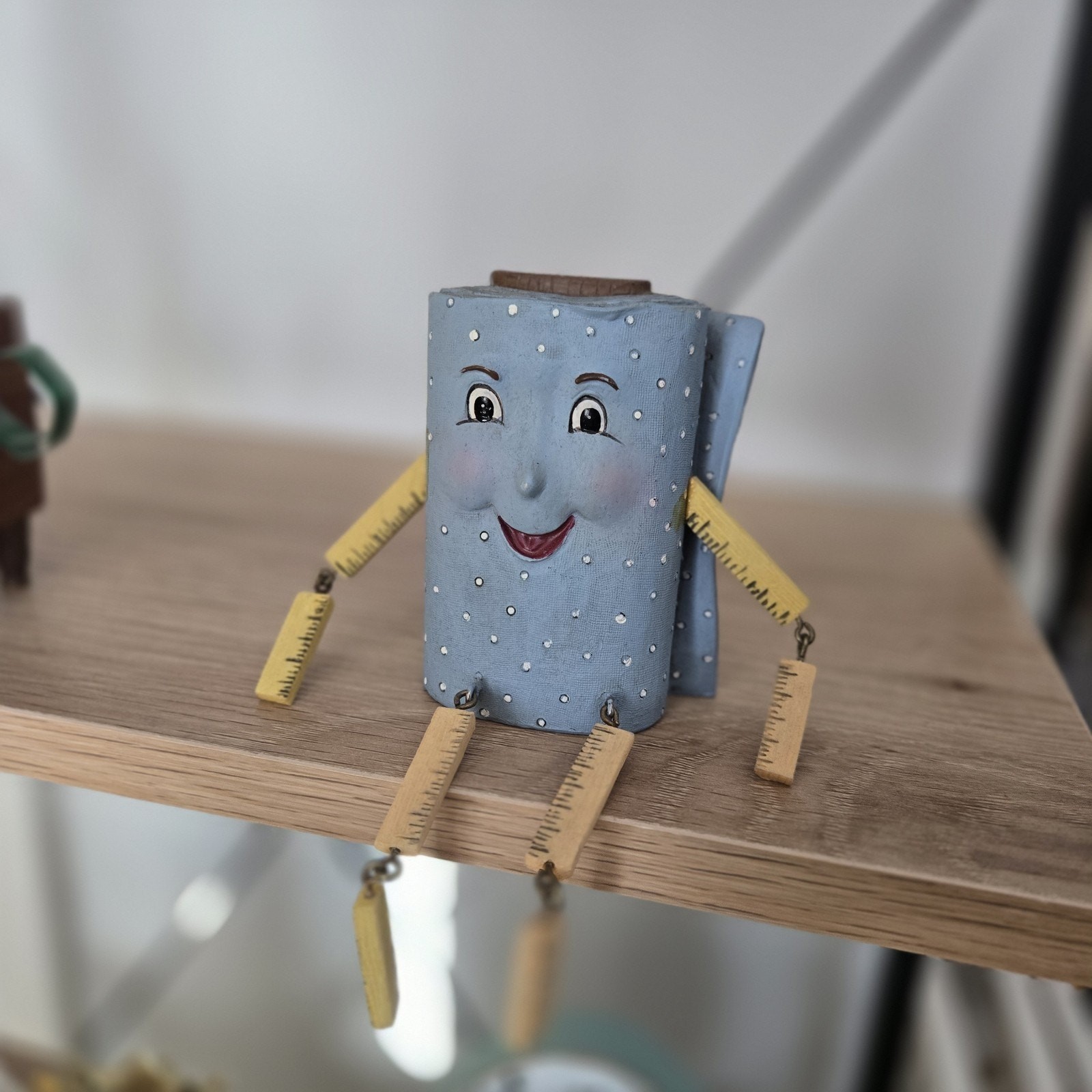 WMG Anthropomorphic Shelf Sitter Miss Cloth Roll Ruler Fabric Bolt